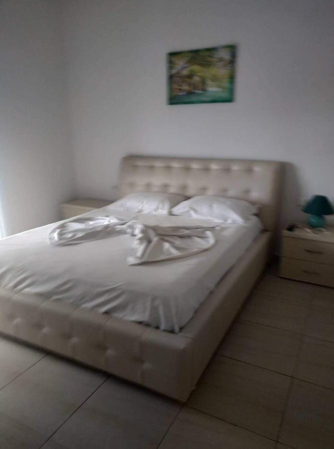 View Apartment Lukove Ngoại thất bức ảnh